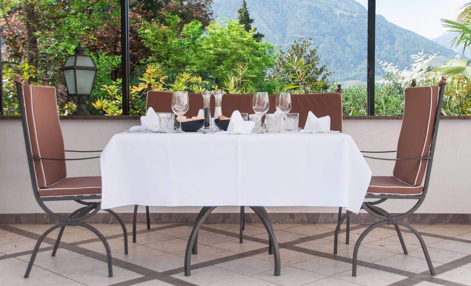Hotel Castel Rundegg (Adults Only) Μεράνο Εξωτερικό φωτογραφία