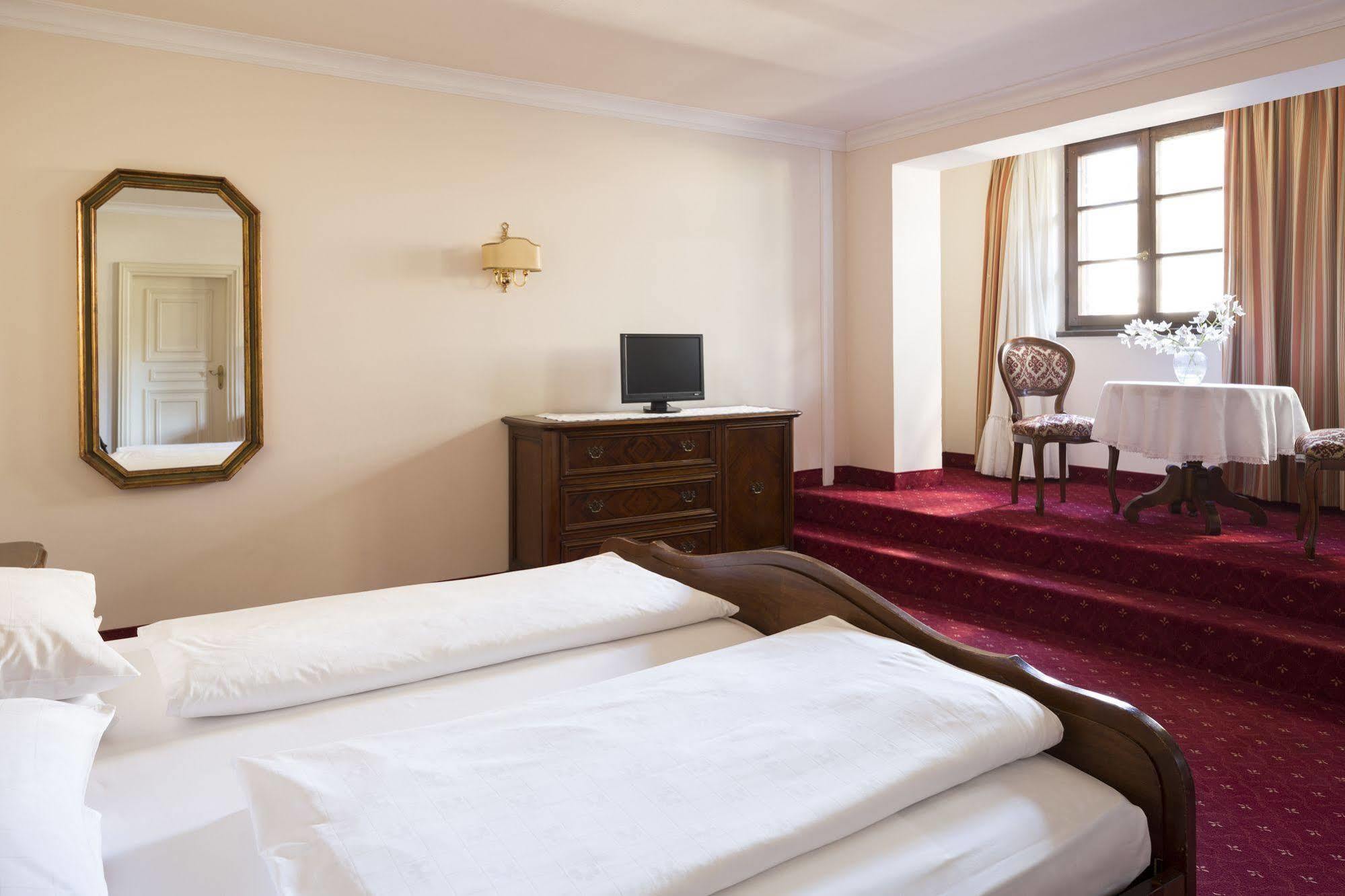 Hotel Castel Rundegg (Adults Only) Μεράνο Εξωτερικό φωτογραφία